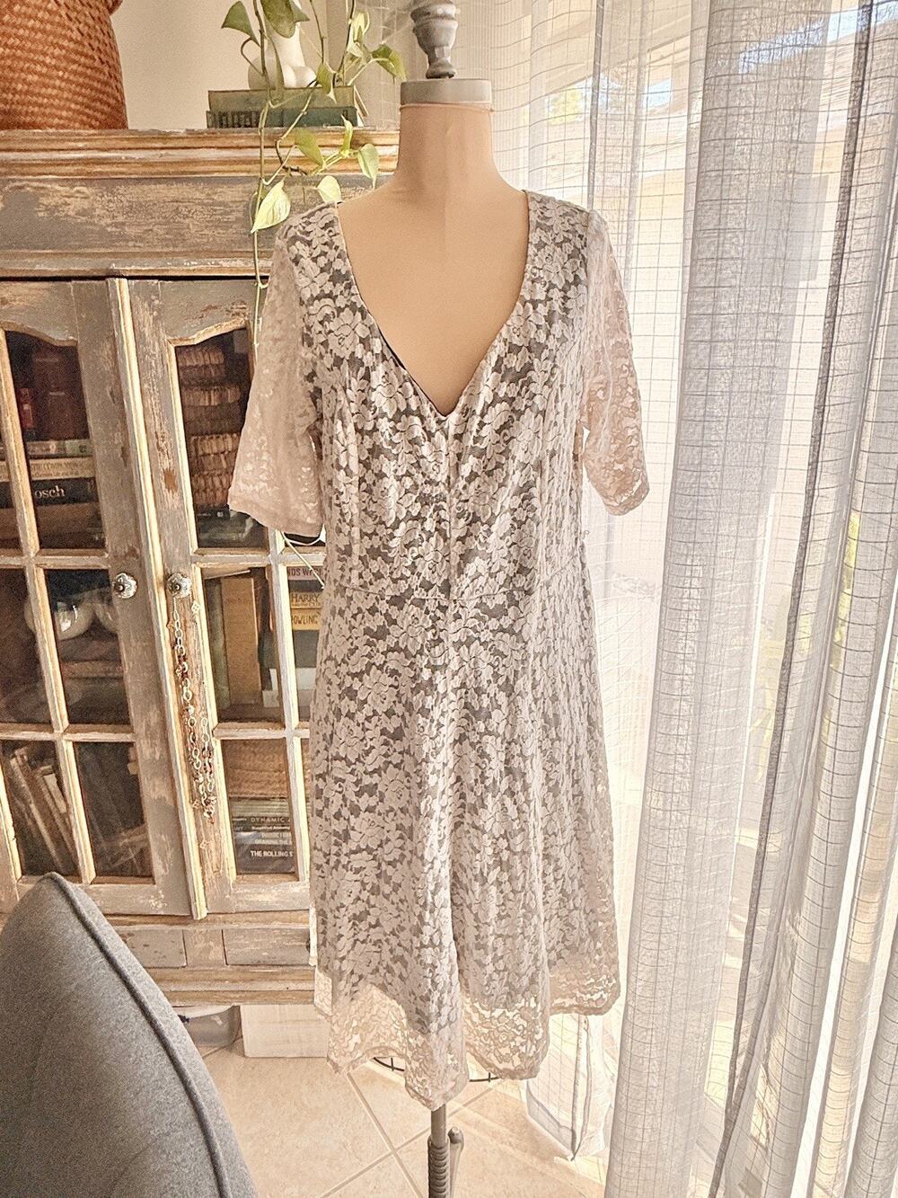 Torrid Ivory Lace Dress Black Lined Cottagecore Boho Size 2X